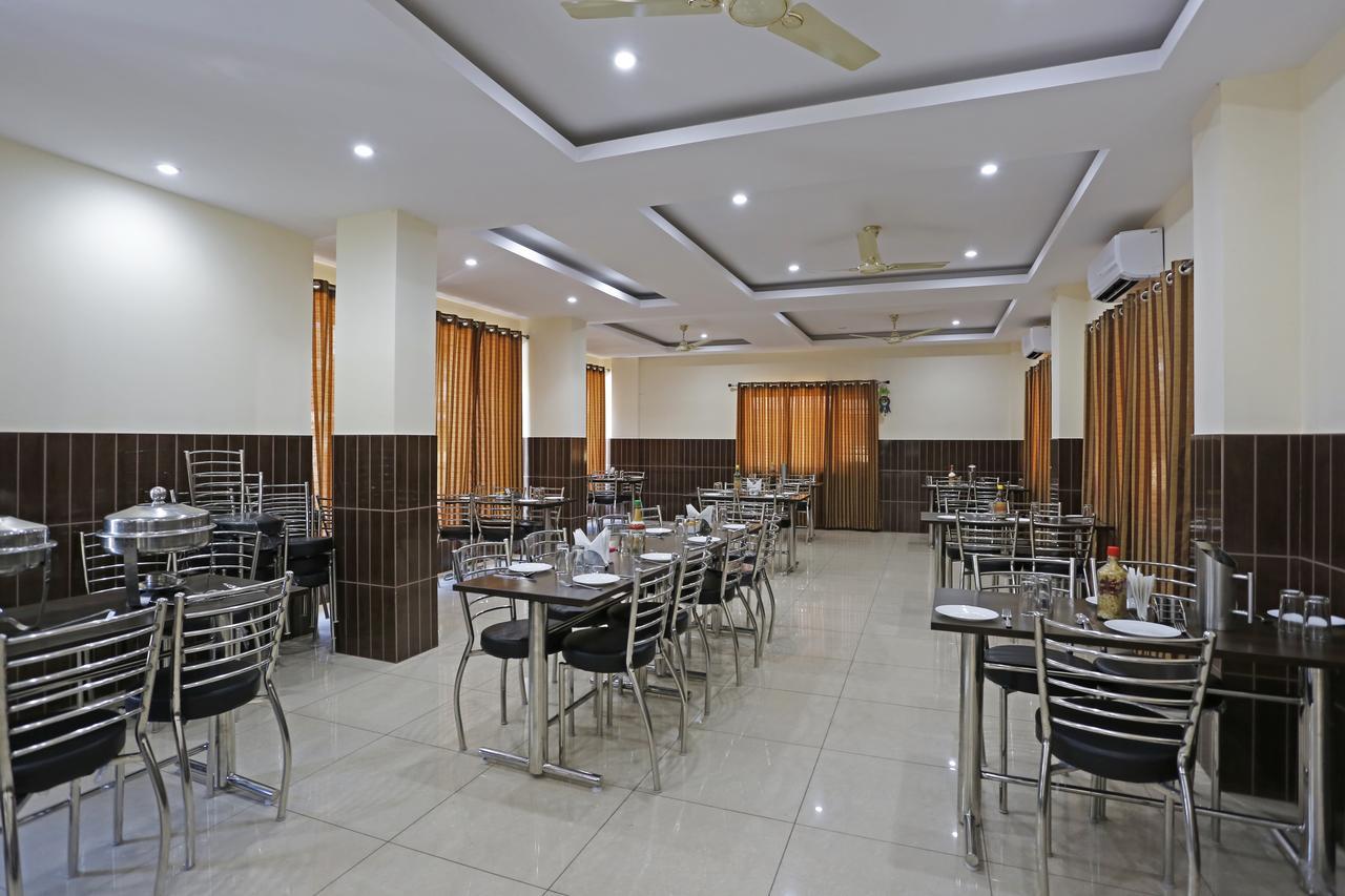 Hotel Vishnu Inn Дехрадун Экстерьер фото